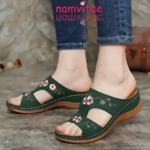 Namvitae women fashion flower wedges sandal retro outdoor beach ladies sandals. hotep.ng: Bringing Nigeria's best to your doorstep. We connect you with top-quality products from local and international sellers. Experience the joy of finding exactly what you need, when you need it.